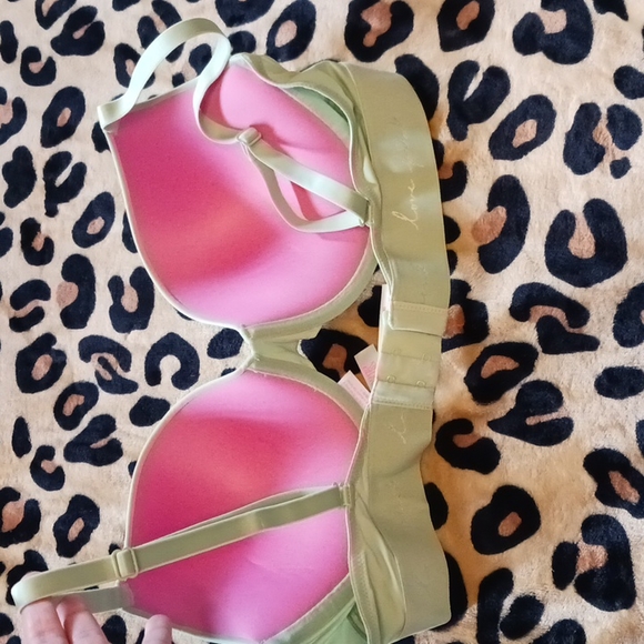 NWT Victoria secret pink bra - Picture 3 of 7